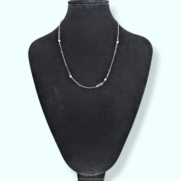 (2/$20) Vintage Pearl Infinity Link Chain Necklace - Picture 2 of 5
